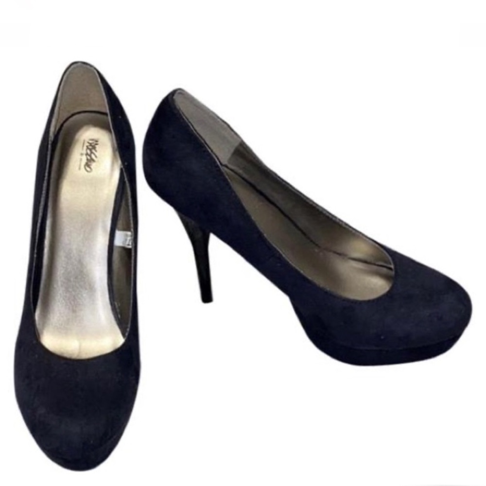 Mossimo Black Suede Platform Heels